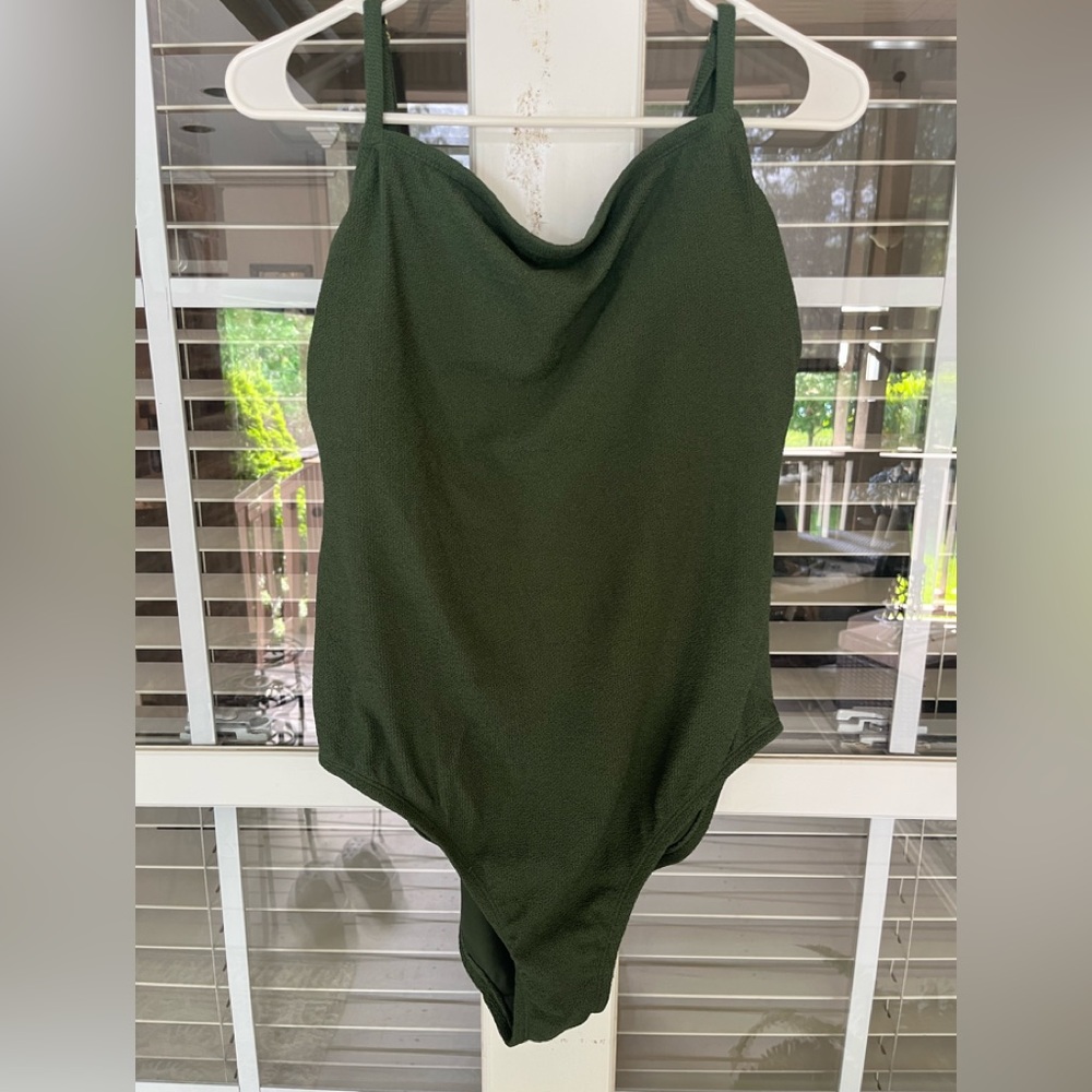 Women’s XL  Kona Sol deep green swimsuit